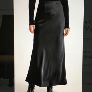 Abercrombie & Fitch Elevated Column Maxi Skirt